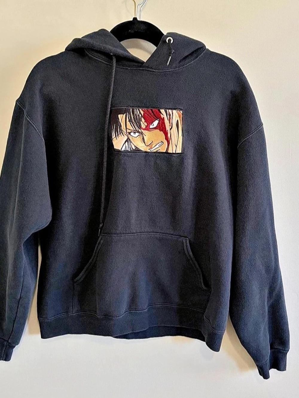 Attack on Titan Levi Ackerman embroidered black Hoodie Mens M Custom Anime